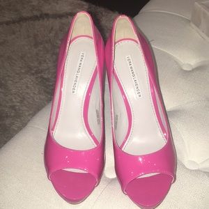 Vera wang lavender pumps
